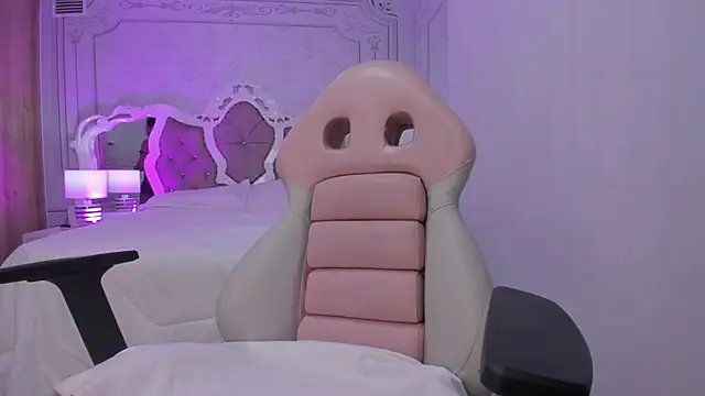 Miss dare online show from 04-17-26, 10:18