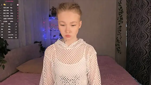 MaireLanda online show from 03-10-26, 04:28