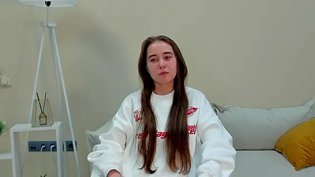 MurielHartnell online show from 12-05-25, 07:17