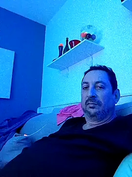 Snapshot of FocussedFreckle chatting on 12-03-25, 12:29 FocussedFreckle online show from 12-03-25, 12:29