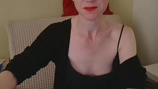 Snapshot of AuroraAG chatting on 05-20-26, 11:05 AuroraAG online show from 05-20-26, 11:05