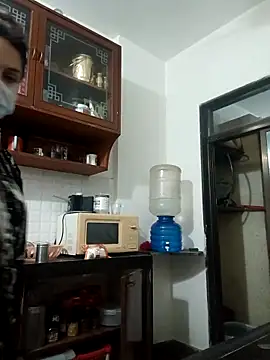 Snapshot of shilpa-singh chatting on 12-22-25, 05:54 shilpa-singh online show from 12-22-25, 05:54