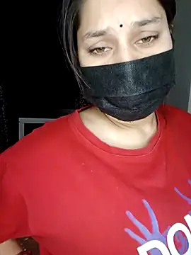 Snapshot of shilpa-singh chatting on 01-13-26, 04:45 shilpa-singh online show from 01-13-26, 04:45