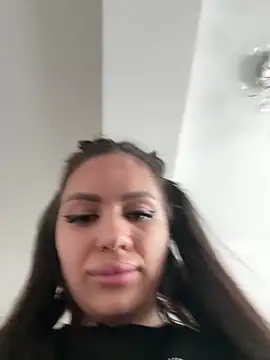 SiennaLuxexx online show from 03-04-26, 01:06