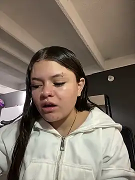 Camila Duarte2 online show from 02-02-26, 01:54