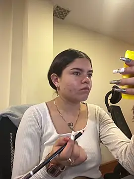 Camila Duarte2 online show from 04-22-26, 01:45