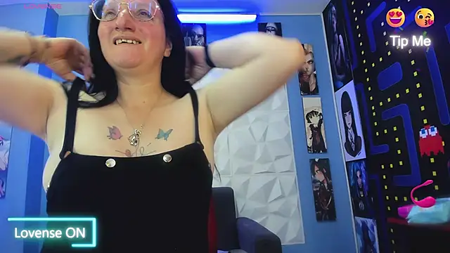 Andre cloefoxx  online show from 12-21-25, 03:57