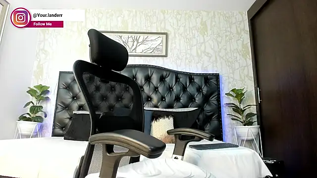 Lander Cruz online show from 04-17-26, 08:34