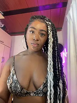 Cynthia es online show from 04-24-26, 04:20