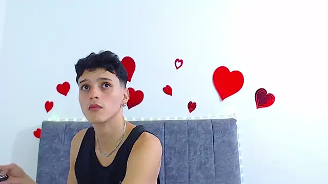 hottie couplee online show from 06-30-26, 10:55