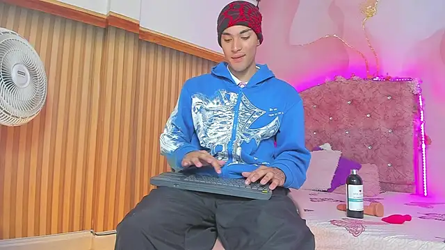 jack  baby  online show from 12-20-25, 03:02