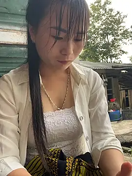 Maiphu34 online show from 04-21-26, 12:56