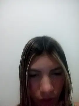 Sweetprouble 17 online show from 12-13-25, 10:15