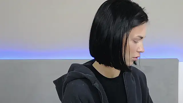 RachaelMils online show from 04-29-26, 03:43