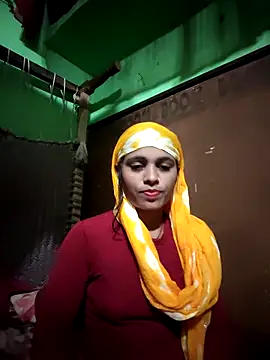 Snapshot of Rakhi_hote chatting on 02-14-26, 07:05 Rakhi hote online show from 02-14-26, 07:05