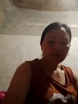 Snapshot of Lili-123k chatting on 05-06-26, 03:57 Lili-123k online show from 05-06-26, 03:57