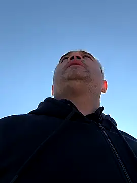 Olomoucak1982 online show from 04-09-26, 02:22