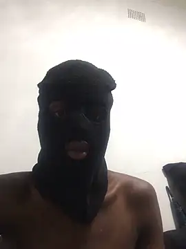 Snapshot of Pound5King chatting on 04-06-26, 08:10 Pound5King online show from 04-06-26, 08:10