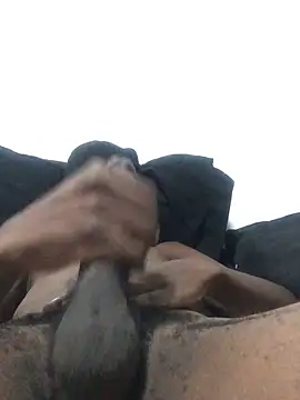 Snapshot of Pound5King chatting on 04-11-26, 08:02 Pound5King online show from 04-11-26, 08:02