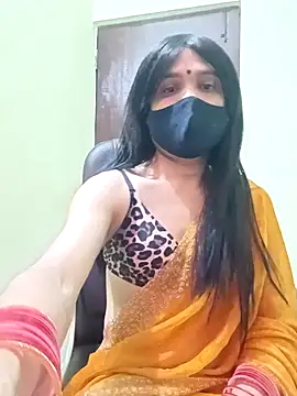 Lovely Ladyboy star online show from 05-12-26, 11:35