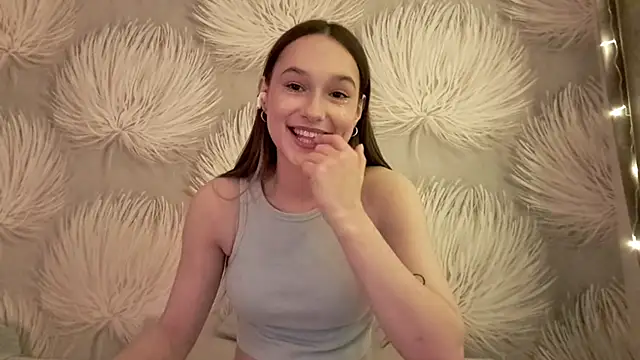 Snapshot of Harlybaby_2007 chatting on 12-03-25, 02:26 Harlybaby 2007 online show from 12-03-25, 02:26