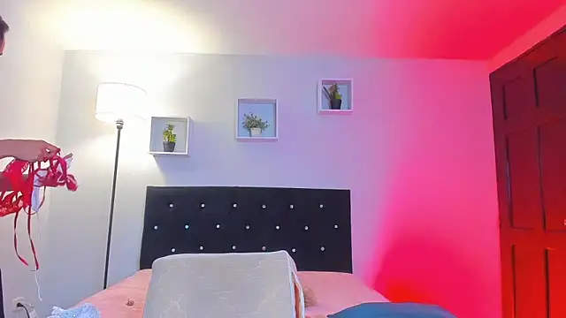 Victoria Rose  online show from 04-30-26, 12:33