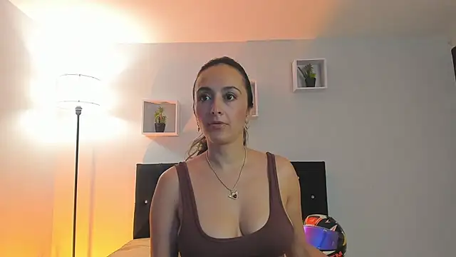 Victoria Rose  online show from 06-29-26, 07:58