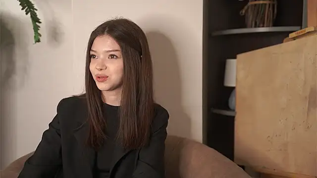 Snapshot of SadyeAnnarino chatting on 12-02-25, 12:10 SadyeAnnarino online show from 12-02-25, 12:10