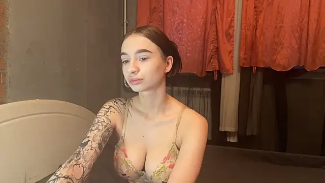 Snapshot of imChatty_Alice chatting on 05-30-26, 01:25 imChatty Alice online show from 05-30-26, 01:25