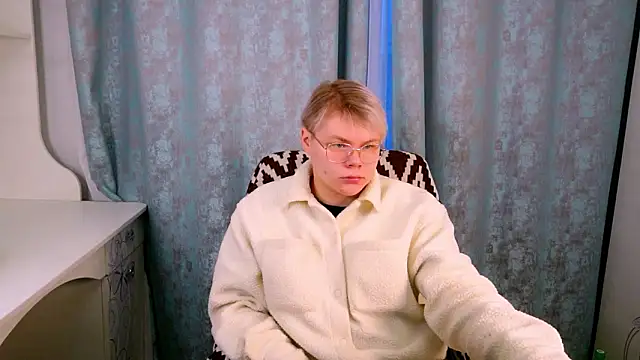 Snapshot of Brian_Mils chatting on 01-18-26, 12:09 Brian Mils online show from 01-18-26, 12:09