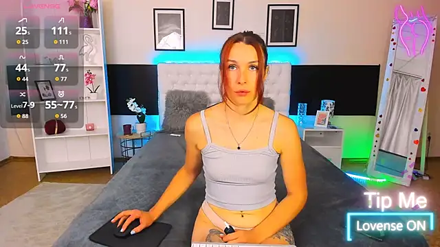 KiraNeeww online show from 07-22-26, 05:21