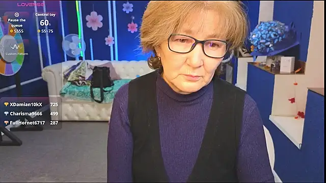 Snapshot of Mia_Monno chatting on 12-02-25, 11:48 Mia Monno online show from 12-02-25, 11:48