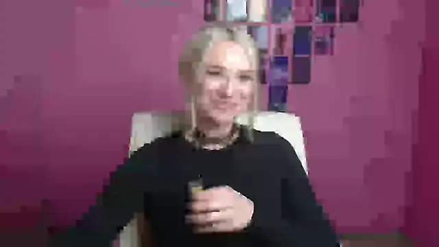 Melodie Aster online show from 04-02-26, 11:41