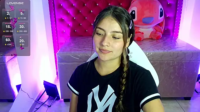 Snapshot of Diamond_juliana chatting on 08-04-26, 03:21 Diamond juliana online show from 08-04-26, 03:21
