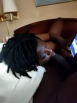 Snapshot of esirdrops3 chatting on 10-09-25, 09:40 esirdrops3 online show from 10-09-25, 09:40