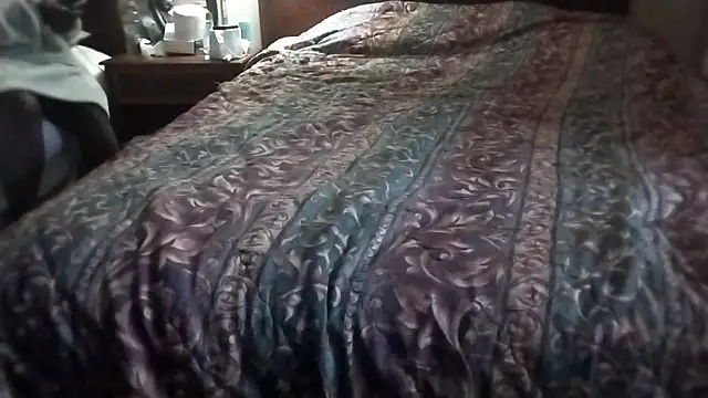 Snapshot of esirdrops3 chatting on 10-26-25, 07:14 esirdrops3 online show from 10-26-25, 07:14