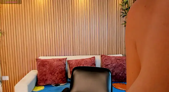 TiffanyHoustton online show from 02-18-26, 11:50