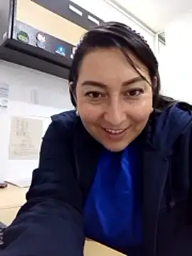 Valeria montana  online show from 01-16-26, 02:32