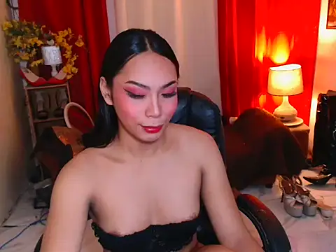 Snapshot of kylieEmparado chatting on 05-29-26, 12:52 kylieEmparado online show from 05-29-26, 12:52