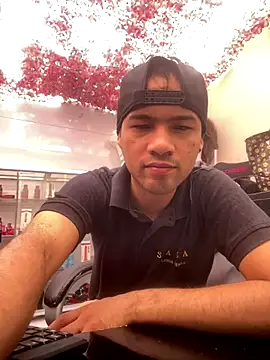 SweeXioji online show from 12-21-25, 03:30