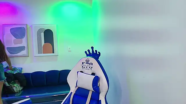 Nicole sounders online show from 02-05-26, 11:48