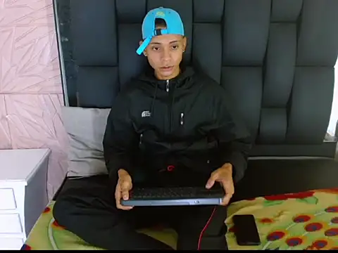 Axel Marcu online show from 12-16-25, 04:50