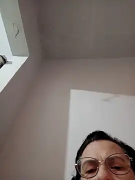 Luna-Hot0802 online show from 04-23-26, 02:13