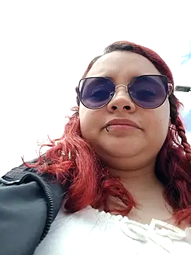 mia-curvy online show from 12-04-25, 04:59