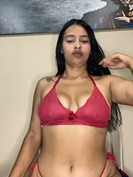 Snapshot of Jennmyller_ chatting on 04-06-26, 01:58 Jennmyller online show from 04-06-26, 01:58