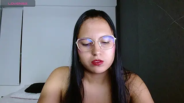 Snapshot of candy_rosemaryy chatting on 03-21-26, 12:15 candy rosemaryy online show from 03-21-26, 12:15
