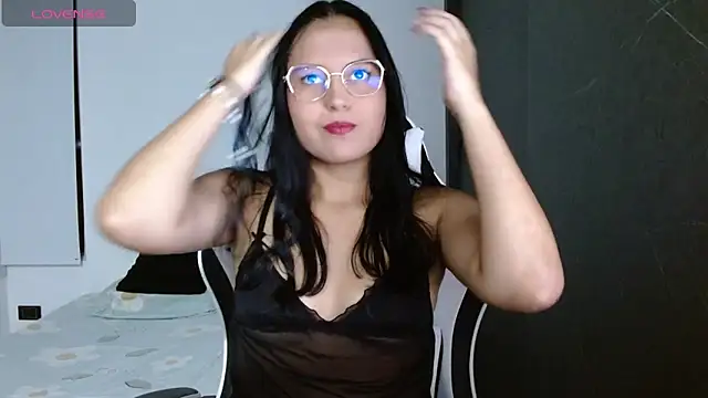 Snapshot of candy_rosemaryy chatting on 04-28-26, 11:32 candy rosemaryy online show from 04-28-26, 11:32