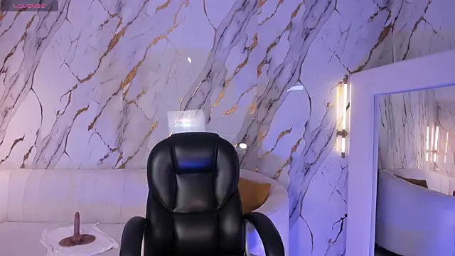 MadisonKane online show from 06-07-26, 11:14
