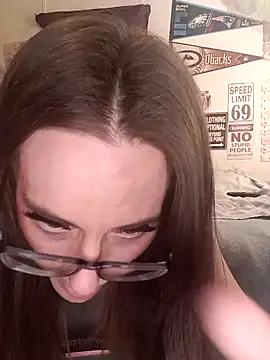 snowbird1117 online show from 04-05-26, 05:54