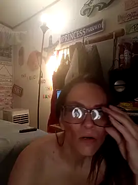 snowbird1117 online show from 04-19-26, 03:55